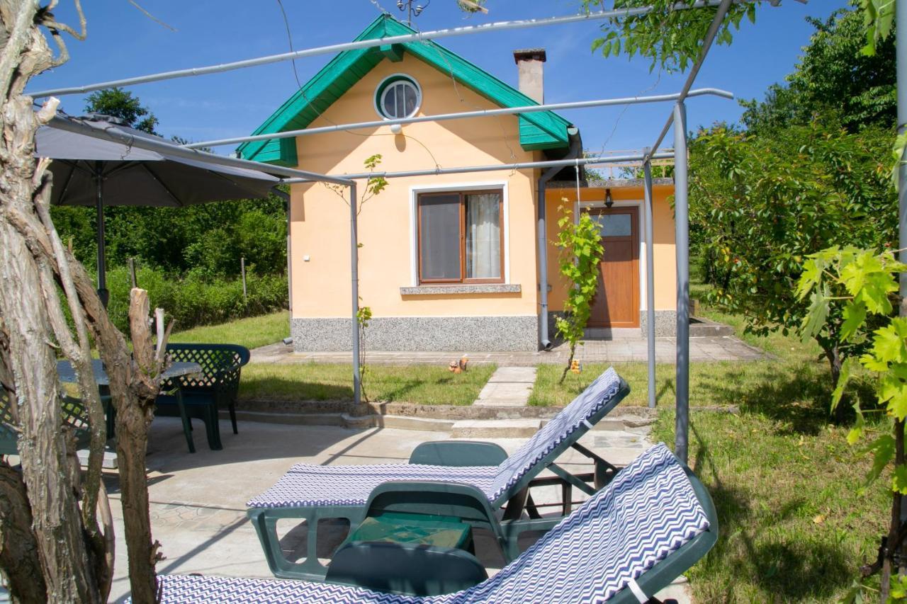 Holiday Home Milkovci Габрово Екстериор снимка